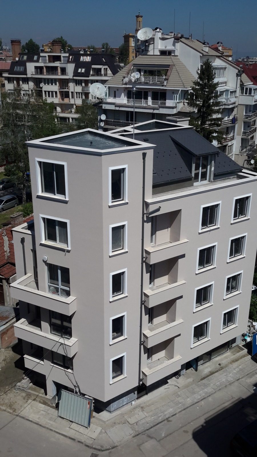 Vedrina Apartments